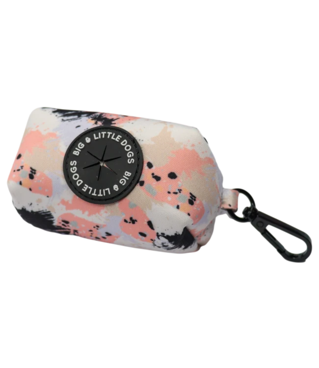 Big And Little Dogs Big And Little Dogs Peach Splatter Terrazzo Poepzakjeshouder 3 Big And Little Dogs Big And Little Dogs Peach Splatter Terrazzo Poepzakjeshouder